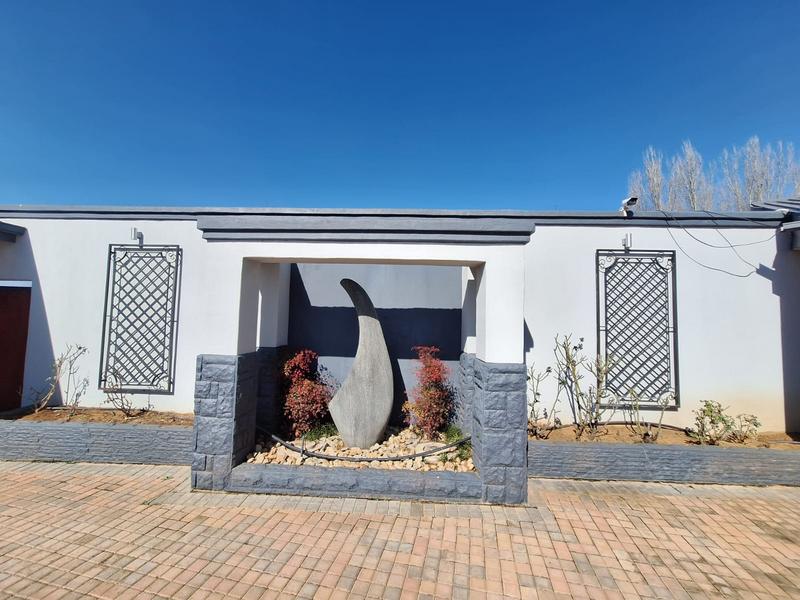 4 Bedroom Property for Sale in Flamwood North West